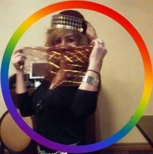 Meet your Posher, Fariba